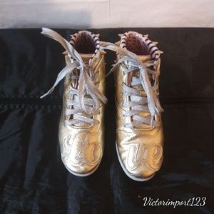 WOMENS REEBOK ‘MELODY EHSANI’ BETWIXT MID SIZE 6